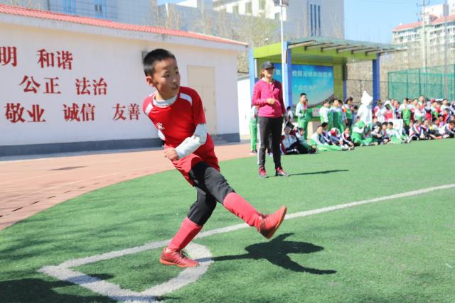方硕28分首钢力克广州 崔永熙23+7李炎哲14分